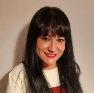 <em>Isabel R.</em>